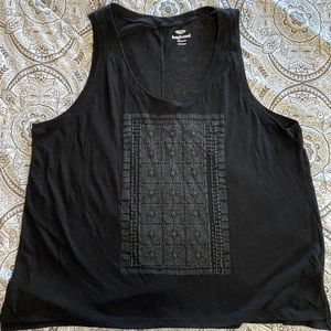 black old navy tank top